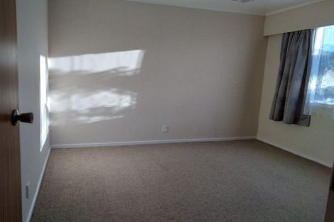 Photo of property in 85 Baylands Drive, Newlands, Wellington, 6037