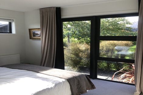 Photo of property in 2 Kerrera Lane, Jacks Point, Queenstown, 9371