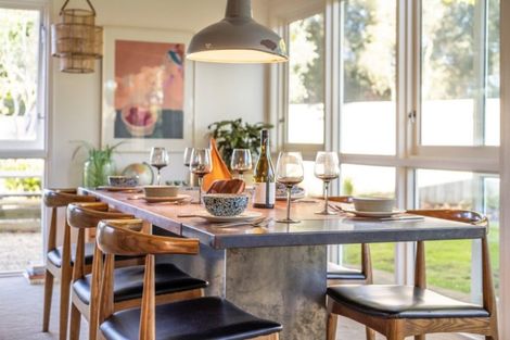 Photo of property in 190 Thornton Road, Cambridge, 3434