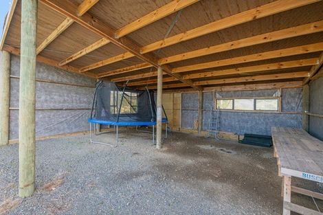 Photo of property in 499 Shelly Beach Road, South Head, Helensville, 0874