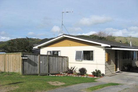 Photo of property in 166a Arawhata Road, Paraparaumu, 5032