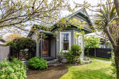 Photo of property in 8 Gibbon Street, Sydenham, Christchurch, 8023