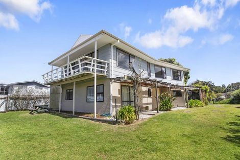 Photo of property in 13 Snell Crescent, Waihi Beach, 3611