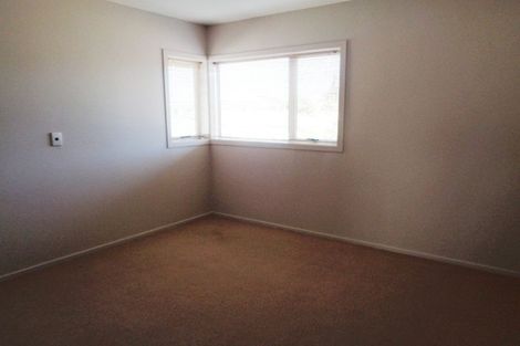 Photo of property in 8/103 Swanson Road, Henderson, Auckland, 0610