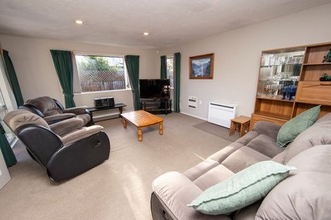 Photo of property in 2/134 Highsted Road, Casebrook, Christchurch, 8051