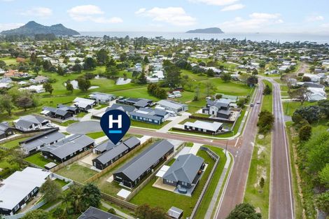 Photo of property in 5 Lynette Place, Pauanui, 3579