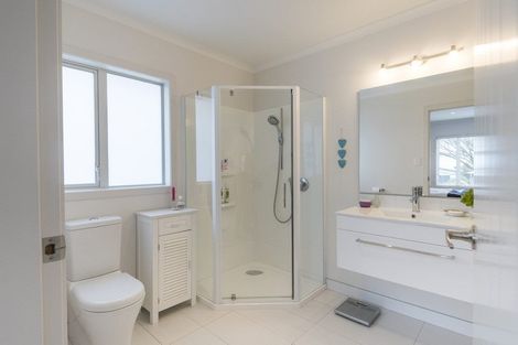 Photo of property in 48a Churchill Avenue, Hokowhitu, Palmerston North, 4410