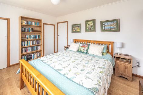 Photo of property in 27 Murch Place, Tawhero, Whanganui, 4500