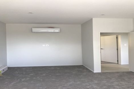 Photo of property in 3 Gamble Way, Massey, Auckland, 0614