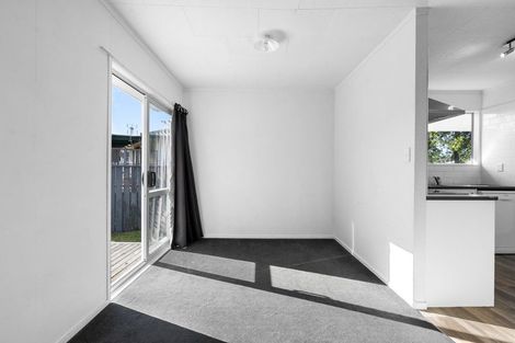 Photo of property in 35 Purcell Place, Melville, Hamilton, 3206