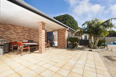 Photo of property in 16 Cairn Way, Te Kamo, Kamo, 0185