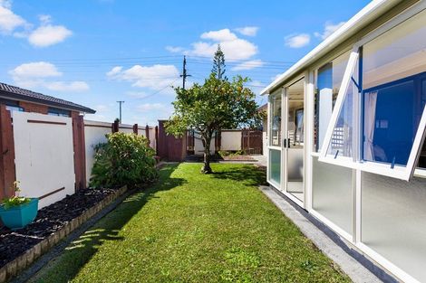 Photo of property in 214a Centreway Road, Orewa, 0931