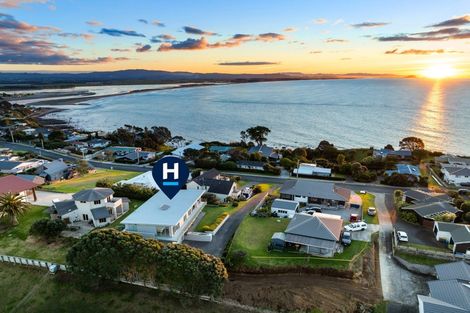 Photo of property in 119 Town Point Road, Maketu, Te Puke, 3189