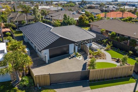 Photo of property in 596 Grenada Street, Papamoa Beach, Papamoa, 3118