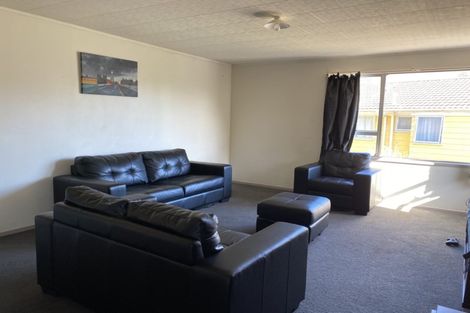 Photo of property in 104 Reynella Drive, Massey, Auckland, 0614