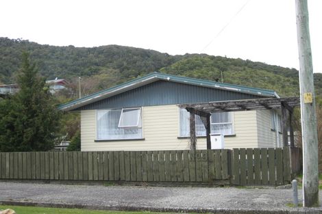 Photo of property in 9 Sturge Street, Cobden, Greymouth, 7802