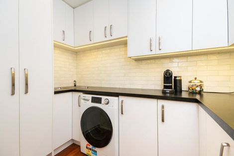 Photo of property in 910 Churchill Street, Akina, Hastings, 4122