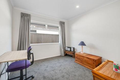 Photo of property in 16 Forest Glen, Orewa, 0931