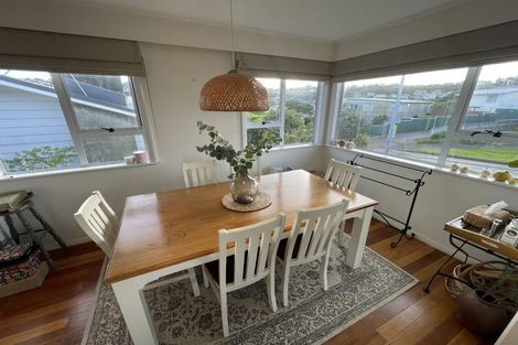 Photo of property in 26 Maple Grove, Maungaraki, Lower Hutt, 5010