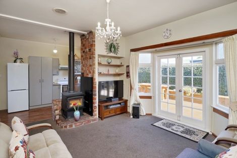 Photo of property in 32 Tower Street, Hornby, Christchurch, 8042