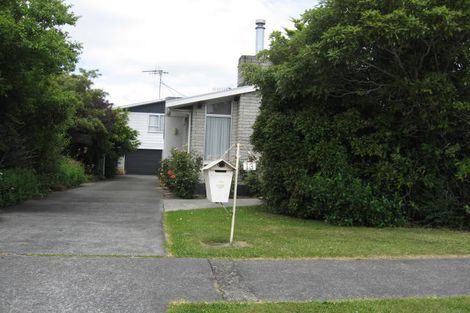 Photo of property in 13 Cargill Avenue, Feilding, 4702