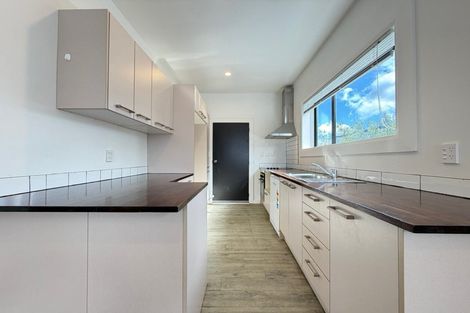 Photo of property in 8 Avon Street, Waterloo, Lower Hutt, 5011