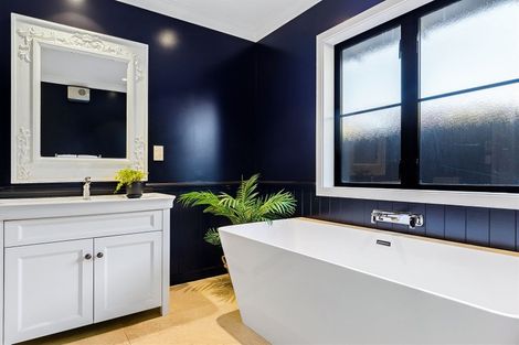 Photo of property in 6 Lewisham Park, St Albans, Christchurch, 8052