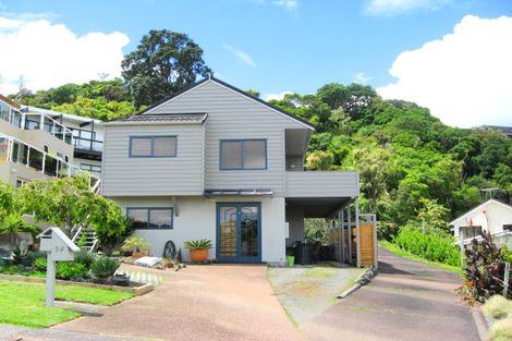 Photo of property in 34 Zita Avenue, Matakatia, Whangaparaoa, 0930