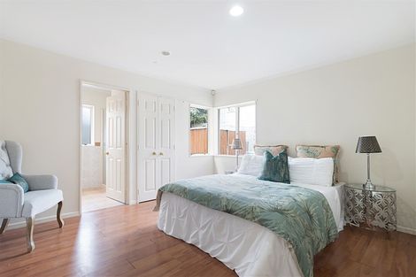 Photo of property in 2 Whitmore Road, Mount Roskill, Auckland, 1041