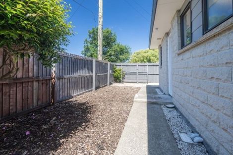 Photo of property in 2/13 Colac Street, Avondale, Christchurch, 8061