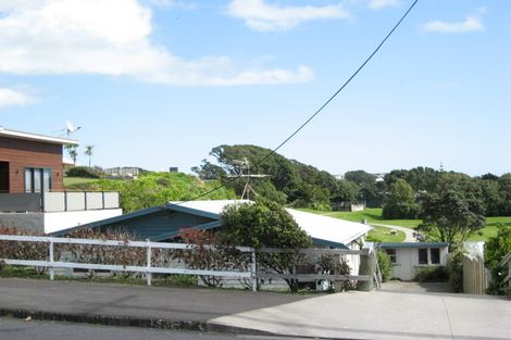 Photo of property in 12 Nobs Line, Strandon, New Plymouth, 4312