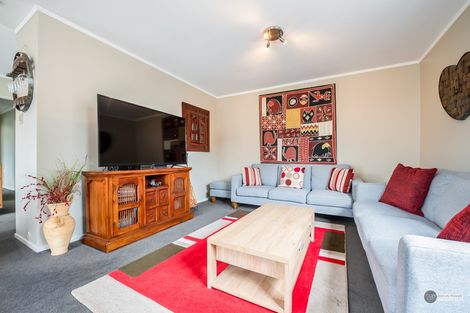 Photo of property in 2/15 Gibson Crescent, Naenae, Lower Hutt, 5011