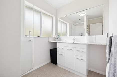 Photo of property in 9b Edinburgh Street, Pukekohe, 2120