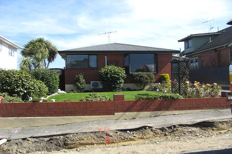 Photo of property in 1/15 Livingstone Street, West End, Timaru, 7910