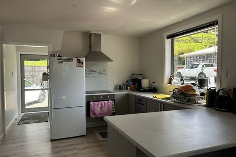 Photo of property in 53 Wairau Road, Picton, 7220