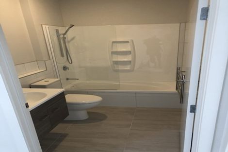 Photo of property in 22 Ceramic Lane, New Lynn, Auckland, 0600