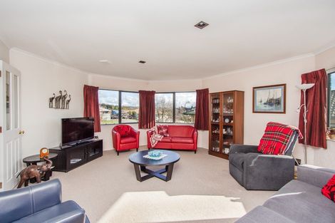 Photo of property in 16 Stanley Drive, Lynmore, Rotorua, 3010