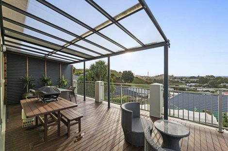 Photo of property in 11a Lemont Place, Westown, New Plymouth, 4310