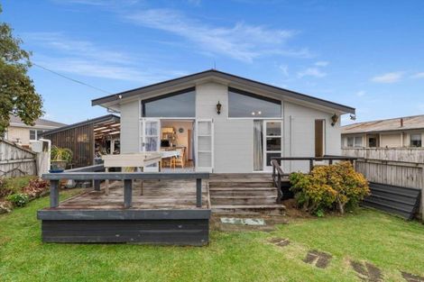 Photo of property in 215 Boucher Avenue, Te Puke, 3119