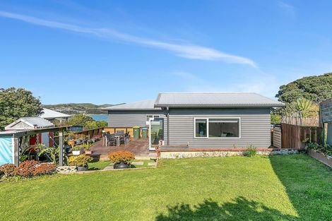 Photo of property in 14 Kahutea Terrace, Titahi Bay, Porirua, 5022