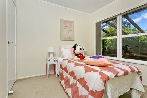 Photo of property in 1/14 Kapiti Place, Sunnynook, Auckland, 0620