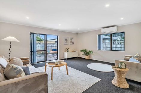 Photo of property in 1 Loader Place, Tawhero, Whanganui, 4501