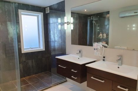 Photo of property in 72 Churchill Road, Murrays Bay, Auckland, 0630