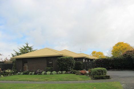 Photo of property in 25 Corfe Street, Ilam, Christchurch, 8041