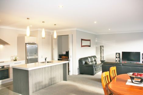 Photo of property in 10 Showgate Crescent, Mosgiel, 9024