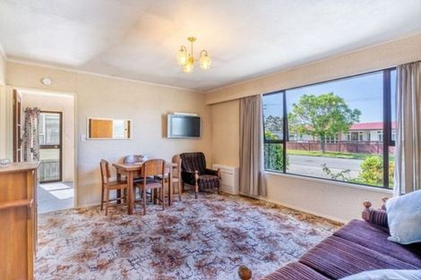 Photo of property in 10 Grange Street, Winton, 9720