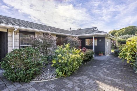 Photo of property in 55 Belvedere Avenue, Waikanae, 5036