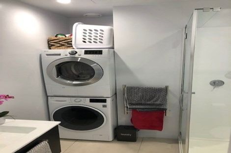 Photo of property in Frank Sargeson Apts, 503/80 Anzac Street, Takapuna, Auckland, 0622