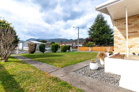 Photo of property in 27 Shaw Avenue, Paeroa, 3600