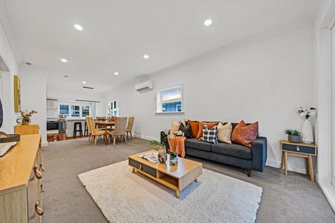 Photo of property in 30a Beckenham Avenue, Royal Oak, Auckland, 1023